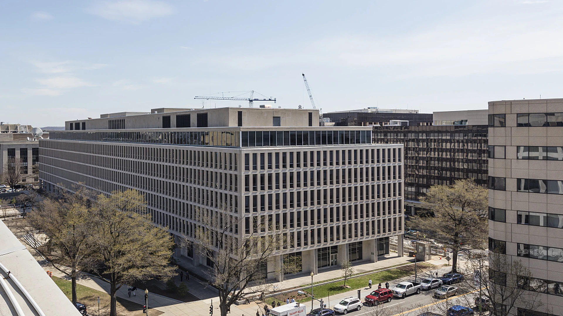 Federal Student Aid Lost 46% of Its Workforce. Two Loan-Servicer Checks Stopped.